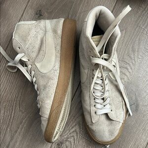 Nike Beige High-Top Sneakers
